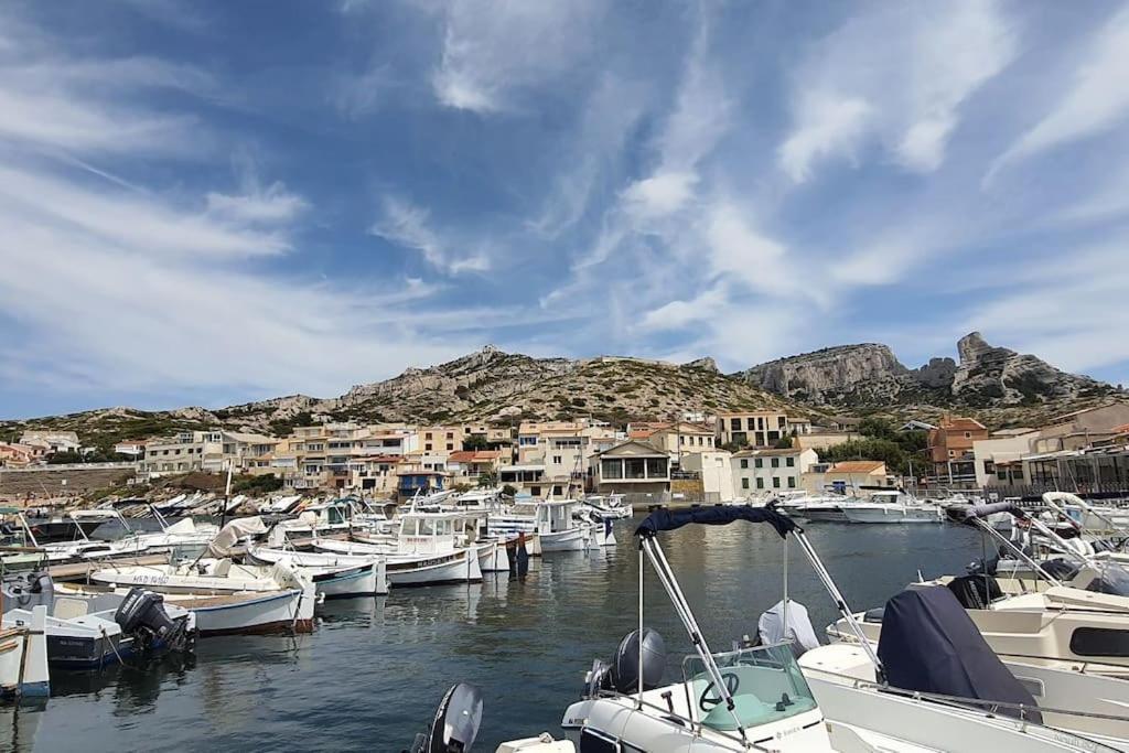 Maison De Village A 35 M Du Bord De Mer Марсилия Екстериор снимка